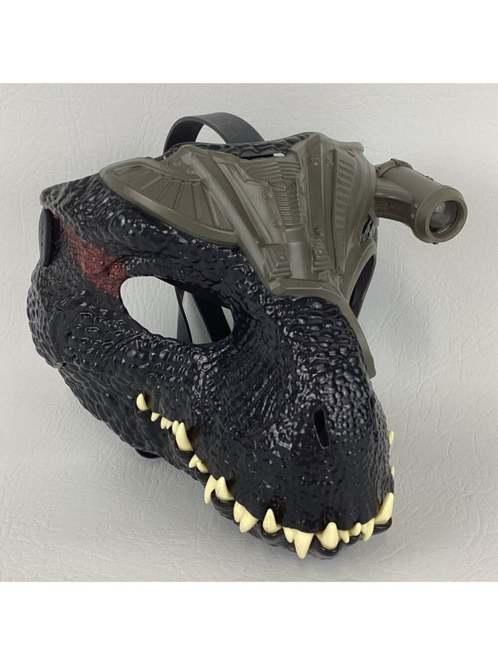 Jurassic World Indoraptor Dinosaur Mask Tracking Light Sounds Roar 2022 Mattel